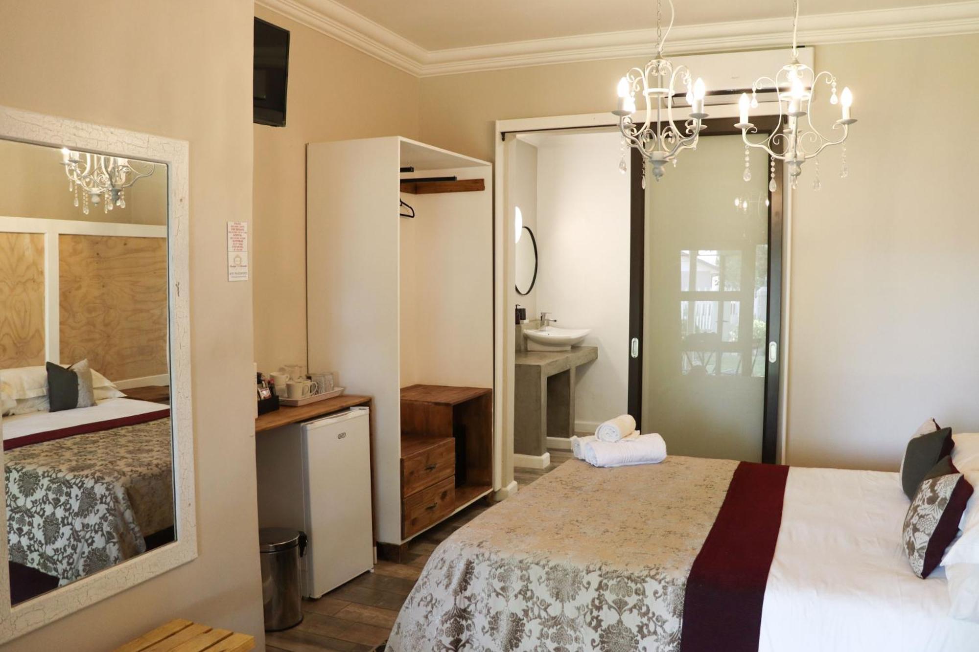 Boutique Guesthouse Mariental Exterior foto